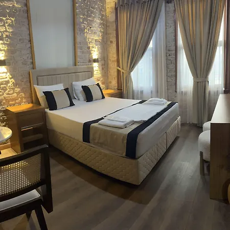 Besiktas Hotel *